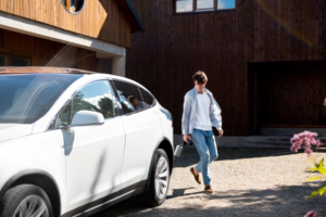 Funktionale Garagen: Wie Sie den perfekten Stauraum für Ihre Autos einrichten