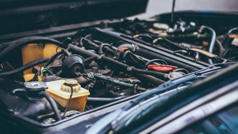 Warum das richtige Motoröl die Sommerreise rettet