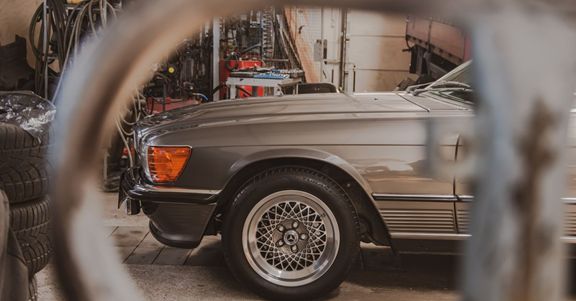 Qualitative Oldtimer-Reifen: Worauf Liebhaber klassischer Fahrzeuge beim Kauf wirklich achten sollten