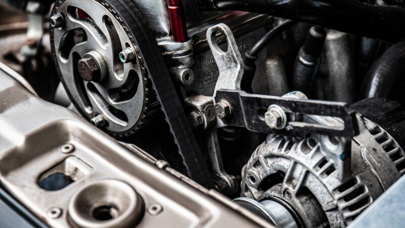 Motorsteuergerät und ABS-Modul: Warum die Teilenummer beim Austausch so wichtig ist